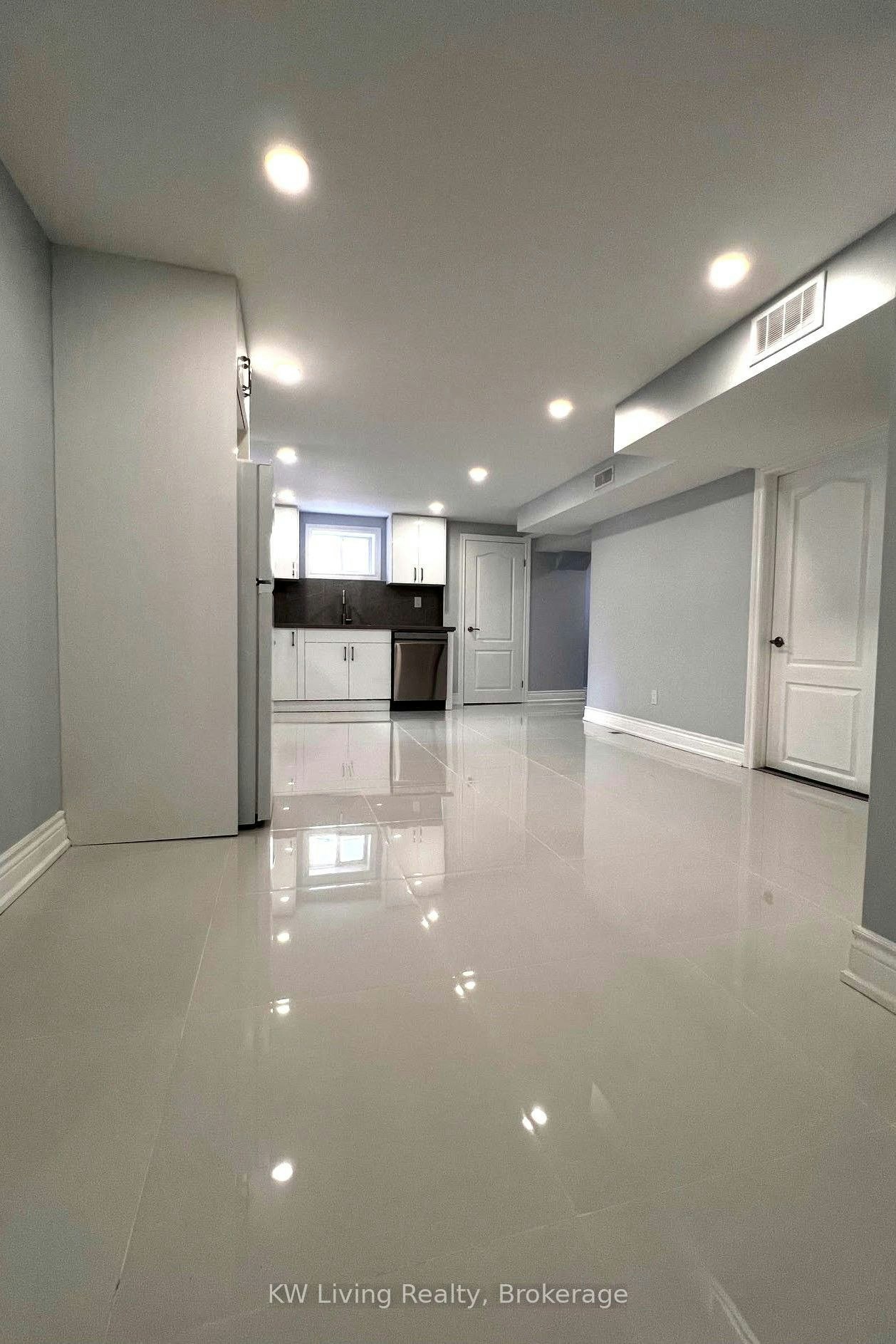 Basement-311 Boisdale Avenue, Richmond Hill, ON, L4C 1R4 - 18