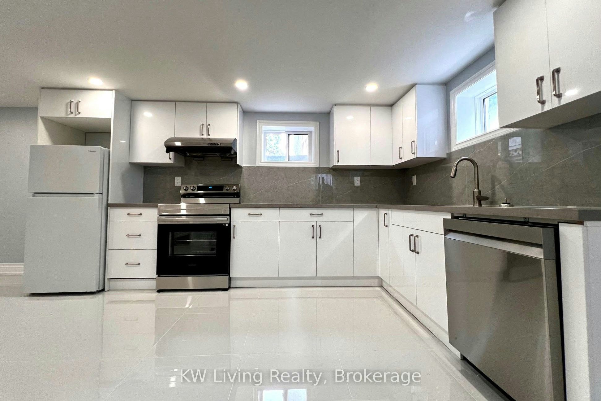 Basement-311 Boisdale Avenue, Richmond Hill, ON, L4C 1R4 - 6
