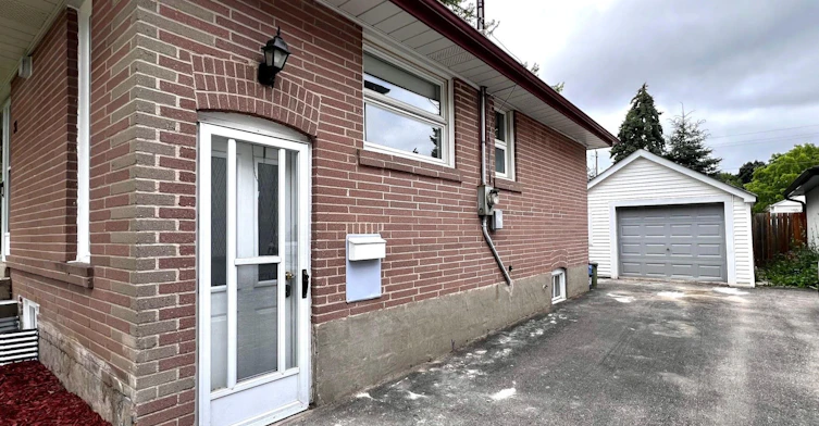 Basement-311 Boisdale Avenue, Richmond Hill, ON, L4C 1R4 - 3