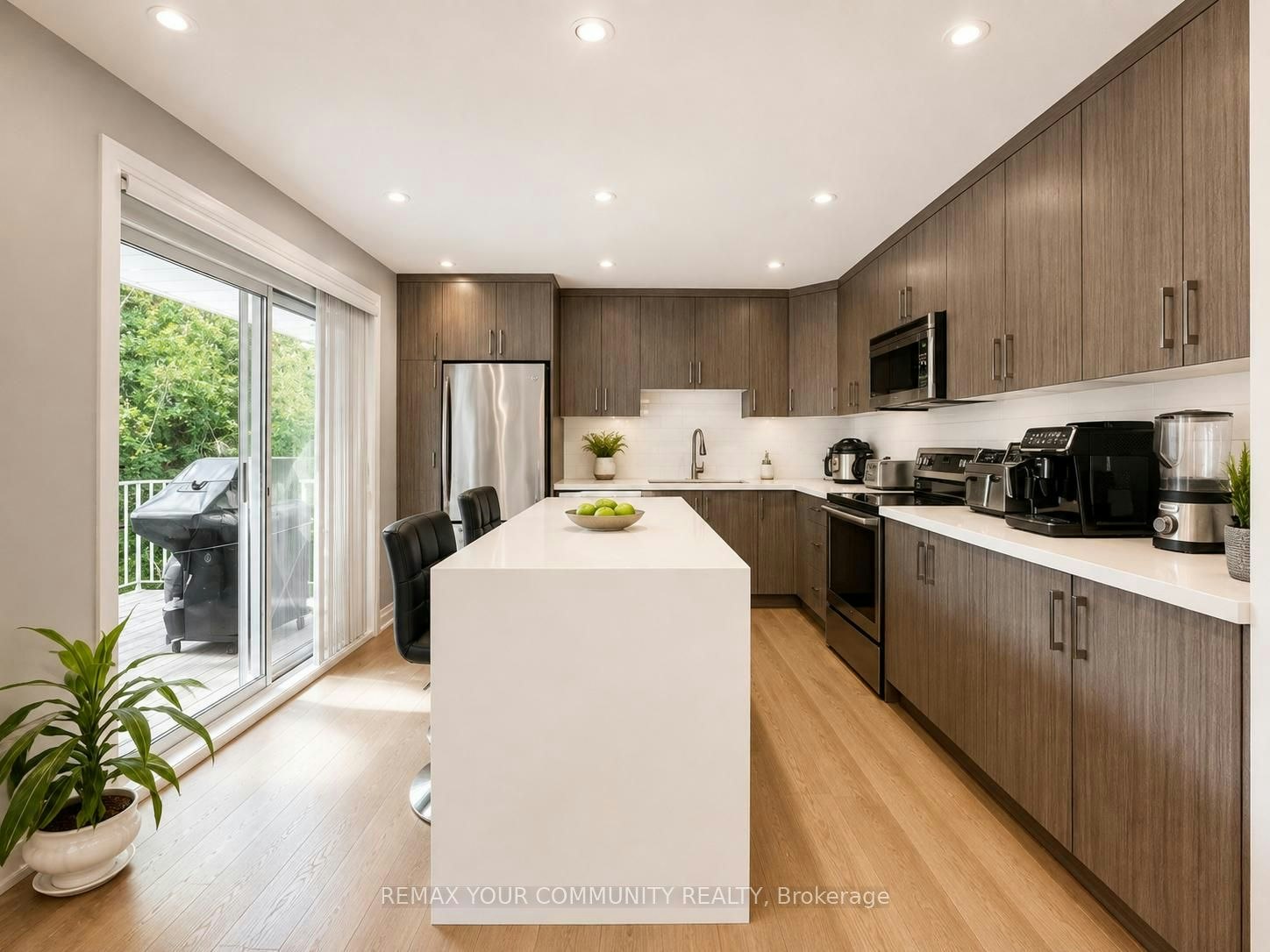 30 Knollside Drive, Richmond Hill, ON, L4C 4W6 - 10