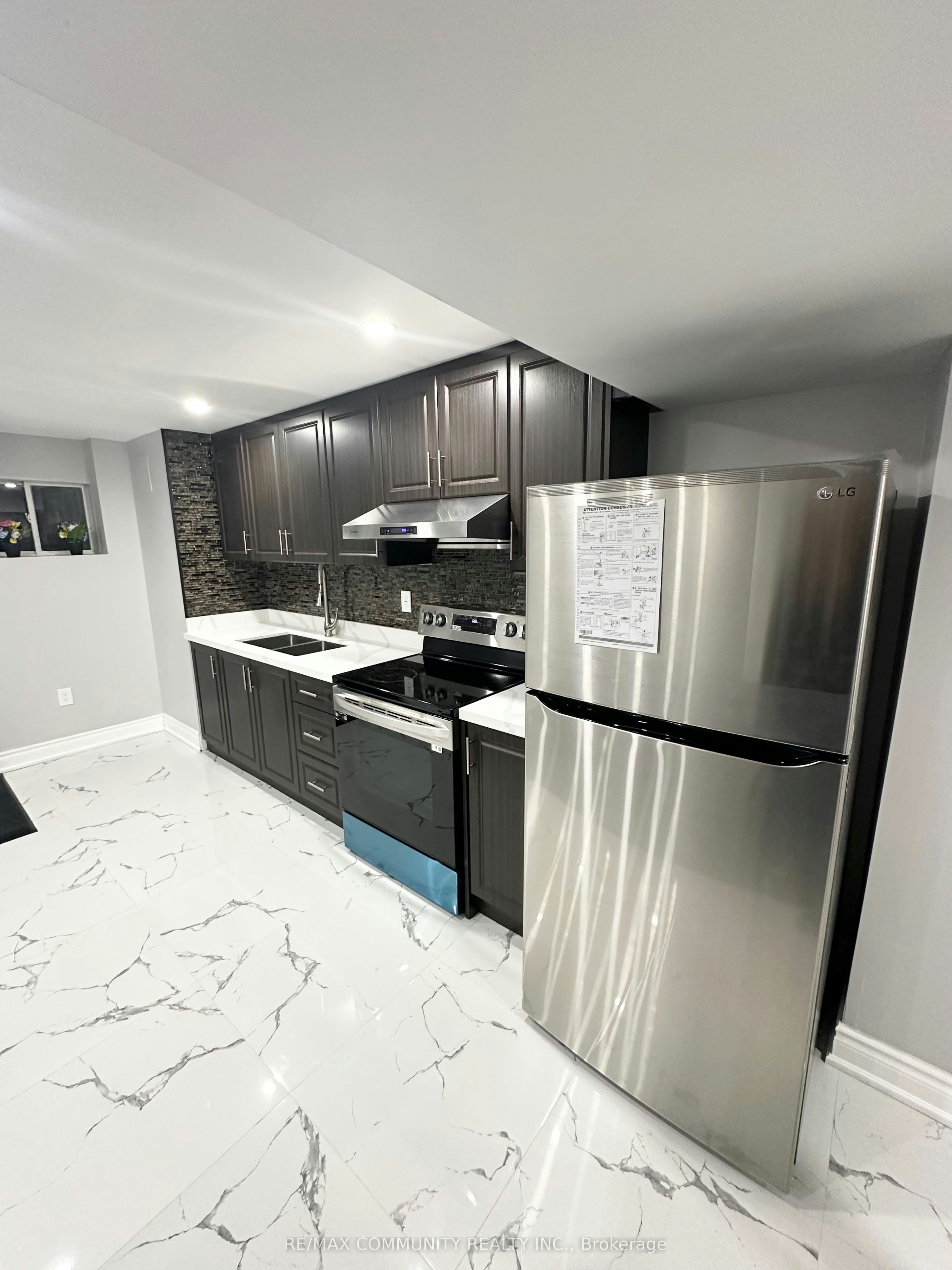 Basement-6962 14th Avenue, Markham, ON, L6B 0G6 - 3
