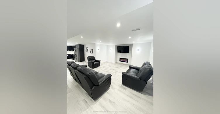Basement-103 Bartsview Circle, Whitchurch-Stouffville, ON, L4A 0W3 - 4
