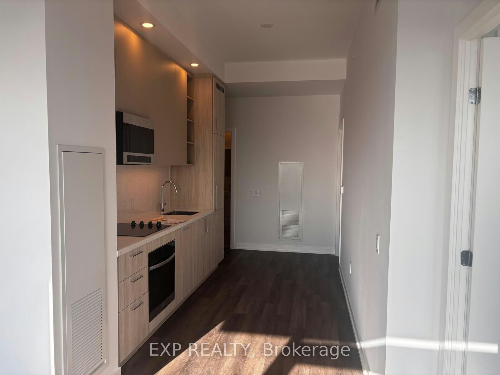 1908-21 Meadowdale Road, Vaughan, ON, L4K 0H6 - 2