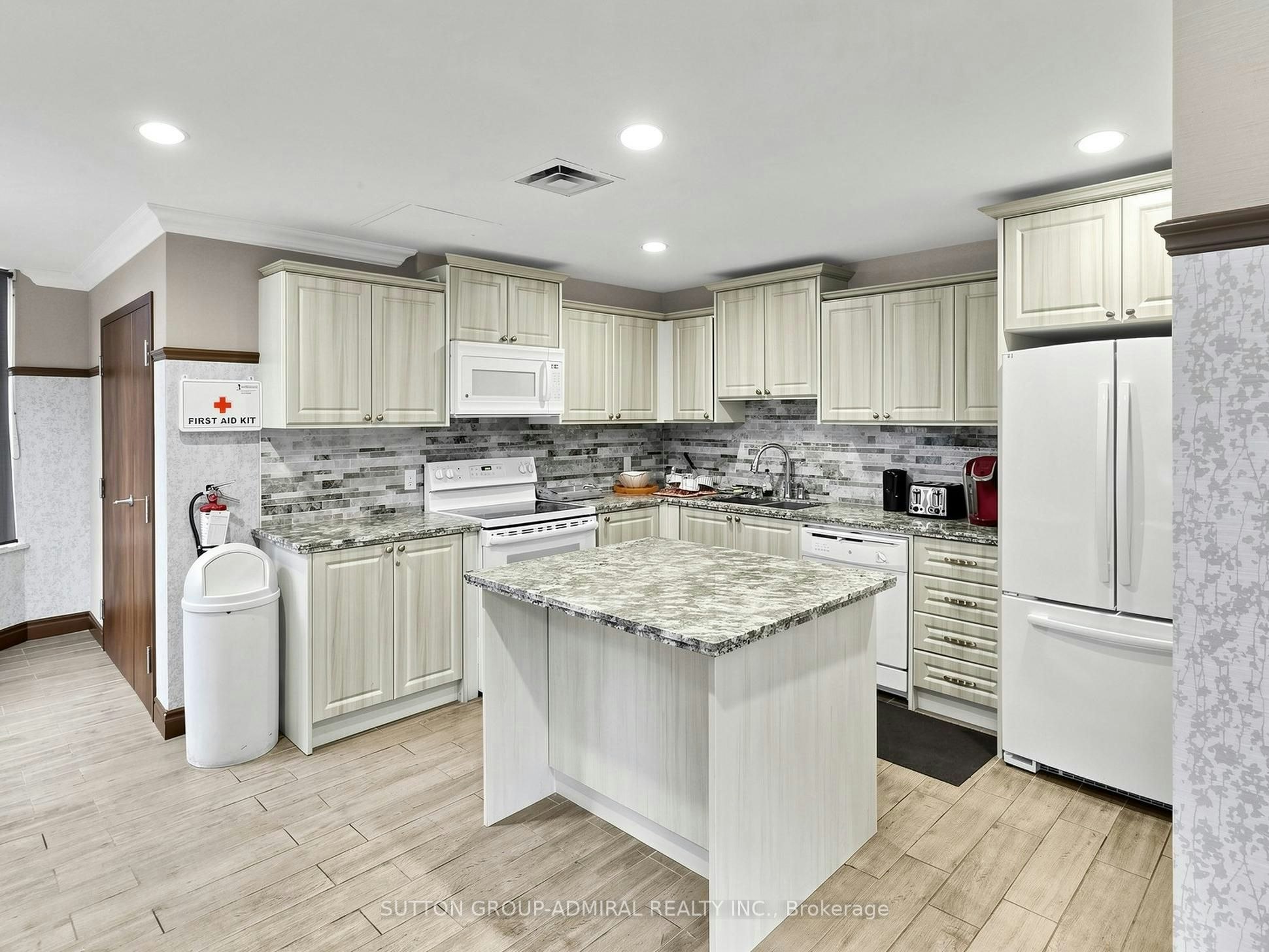 507-7460 Bathurst Street, Vaughan, ON, L4J 7K9 - 23