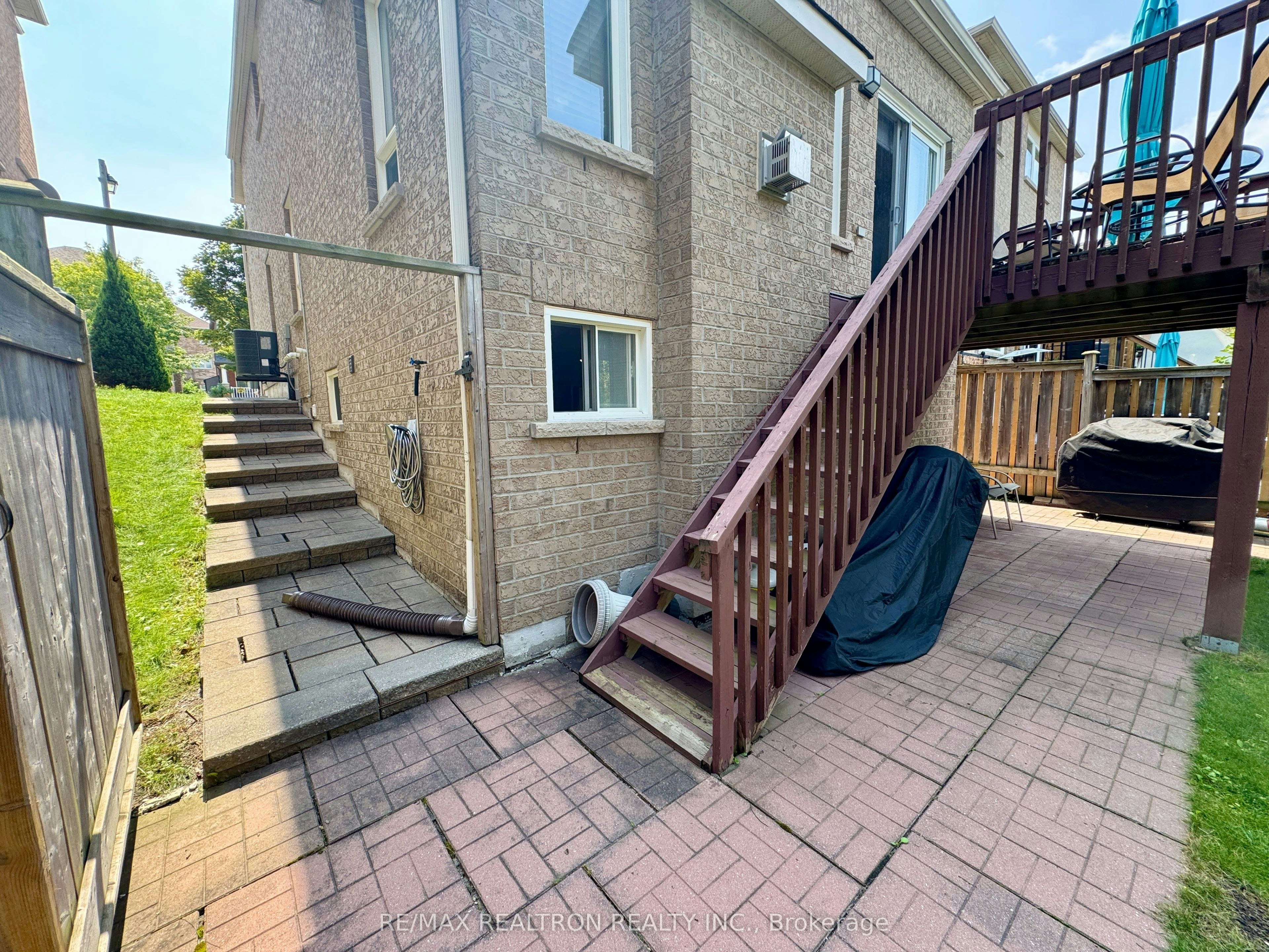 Basement-11 Hubner Drive, Richmond Hill, ON, L4E 4W5 - 9