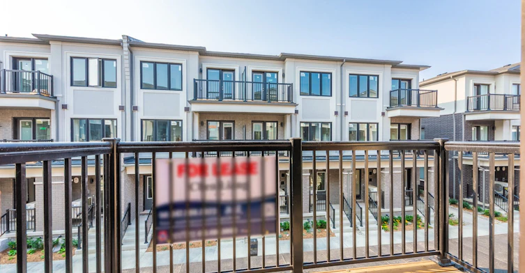 77 Matawin Lane, Richmond Hill, ON, L4B 3X9 - 2