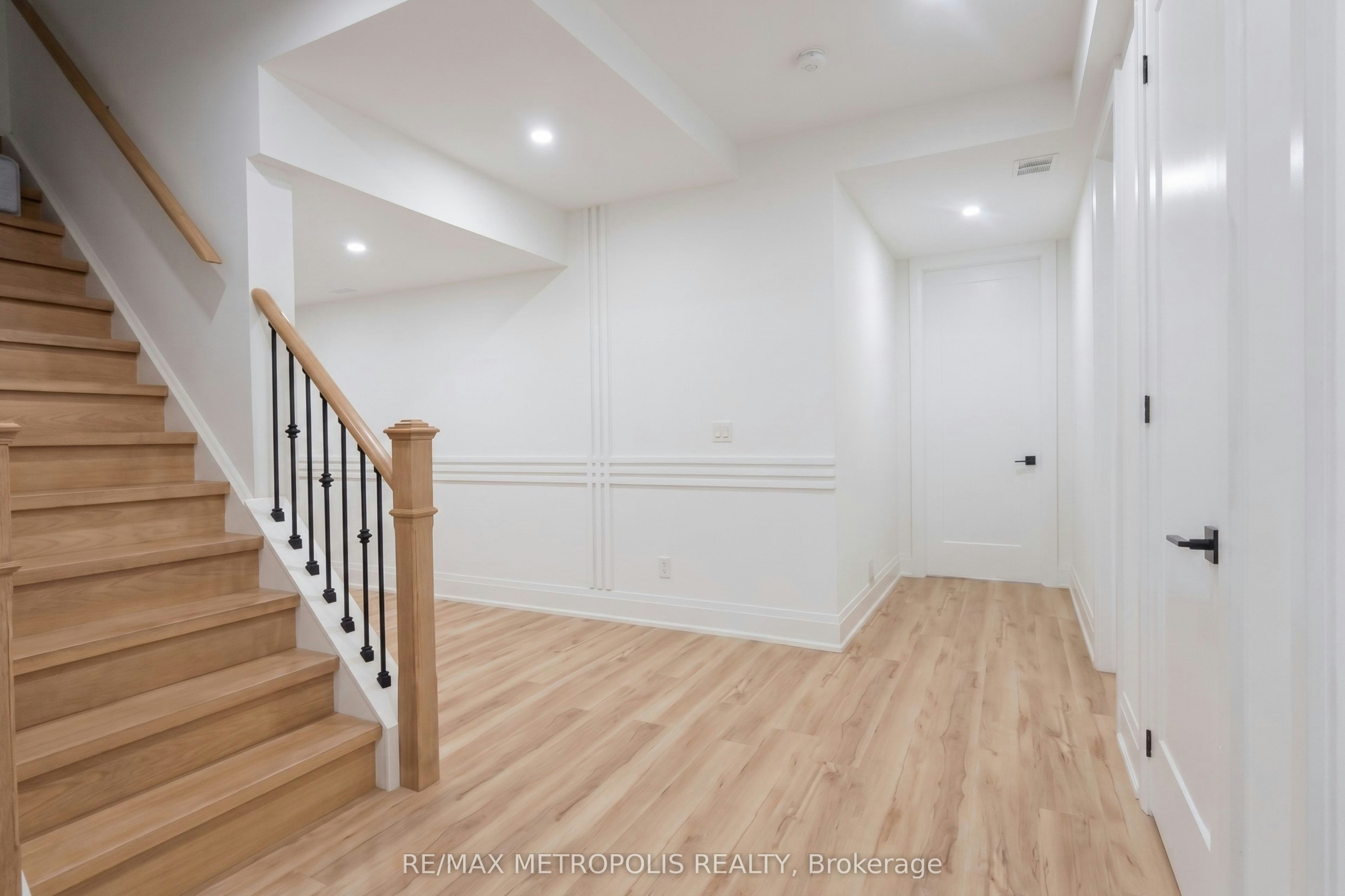 129 Silk Twist Drive, East Gwillimbury, ON, L9M 0W1 - 13
