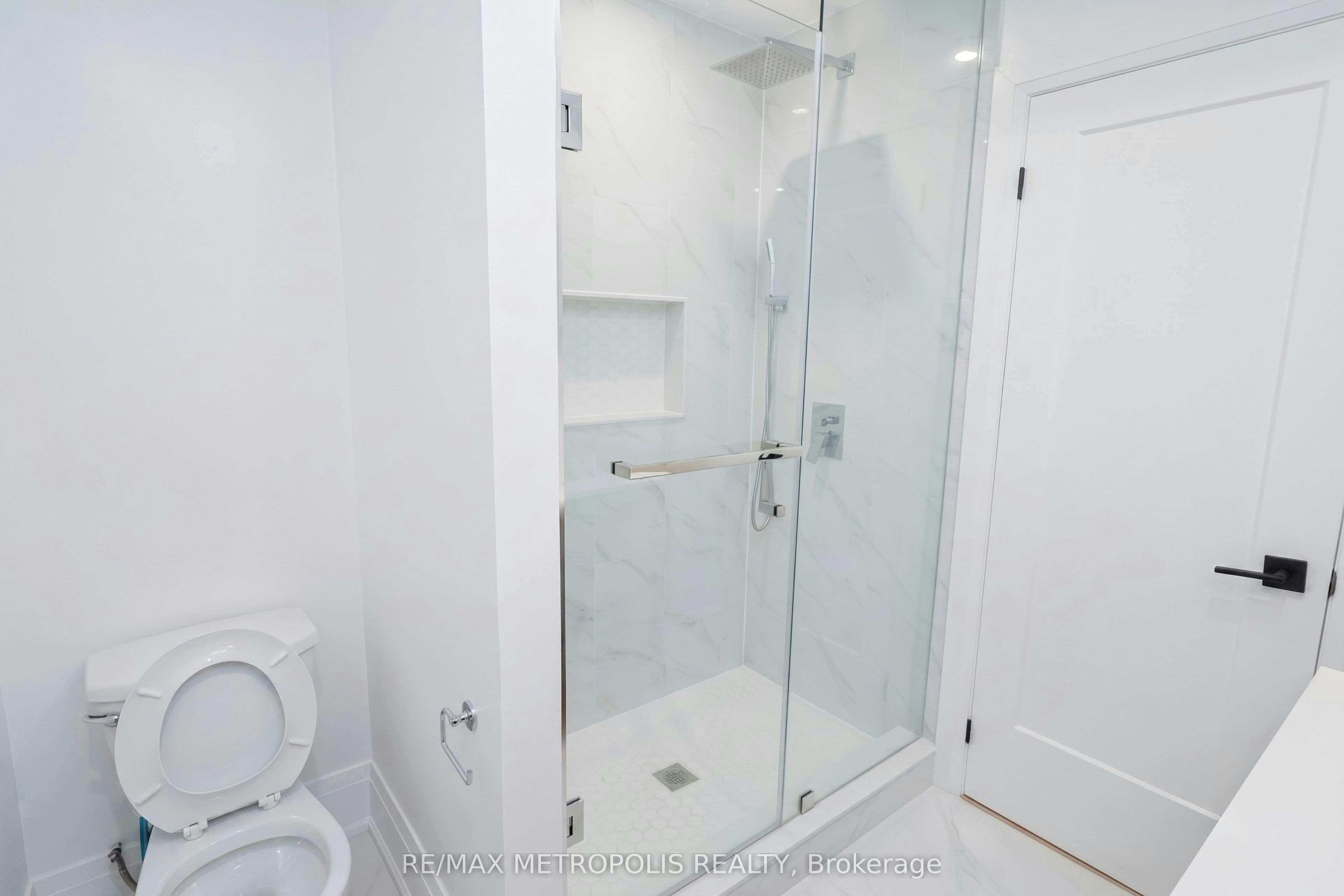 129 Silk Twist Drive, East Gwillimbury, ON, L9M 0W1 - 9