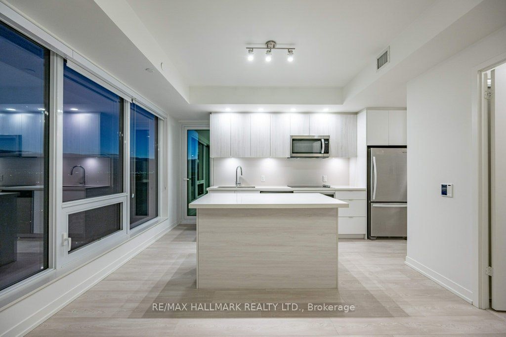 1507E-8868 Yonge Street, Richmond Hill, ON, L4C 1Z8 - 8