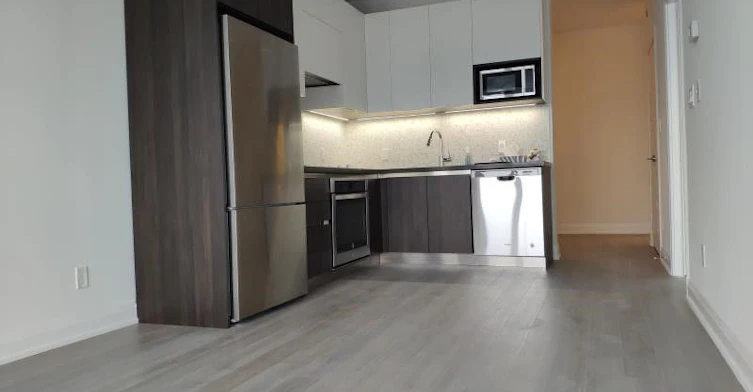 210-15 Water Walk Drive, Markham, ON, L6G 0G2 - 7