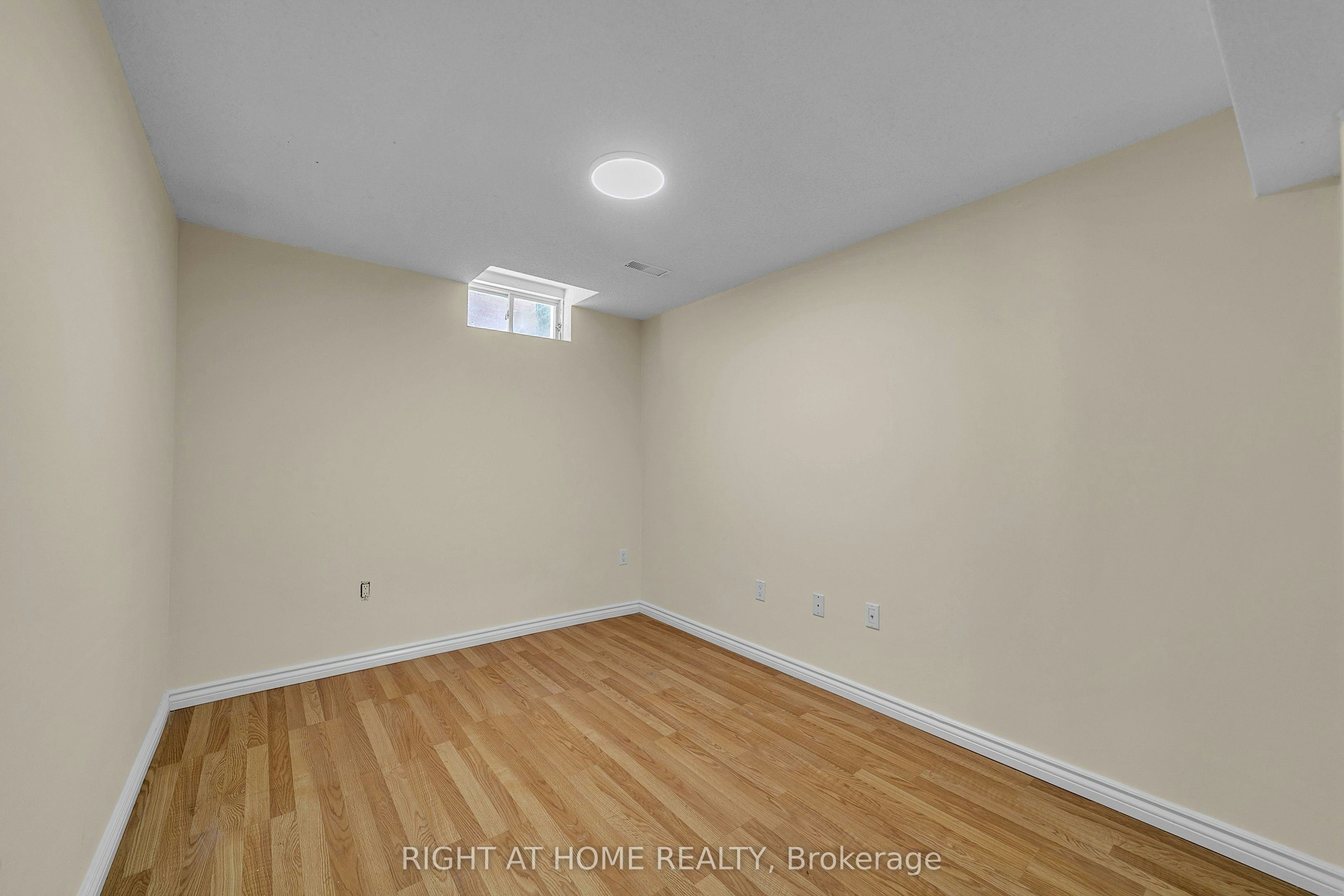 47 Medoc ( Basement) Place, Vaughan, ON, L4J 8Y9 - 19