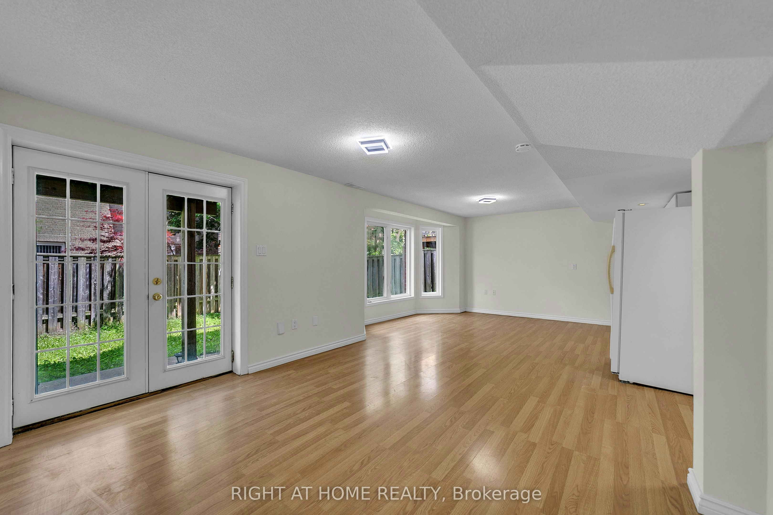 47 Medoc ( Basement) Place, Vaughan, ON, L4J 8Y9 - 7