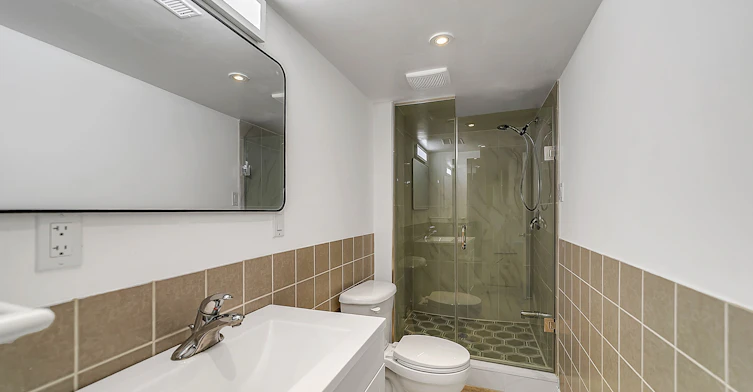 47 Medoc ( Basement) Place, Vaughan, ON, L4J 8Y9 - 16