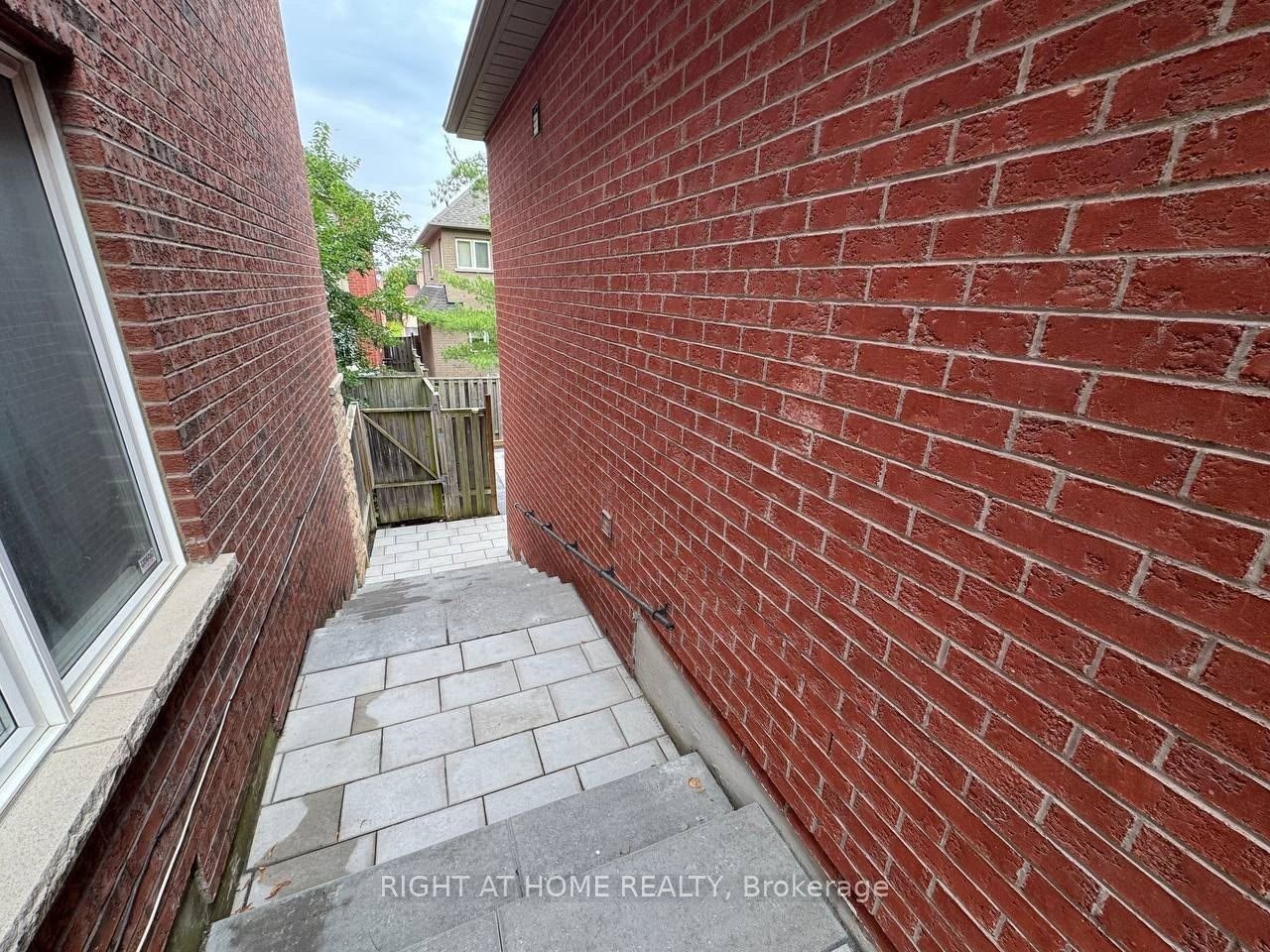 47 Medoc ( Basement) Place, Vaughan, ON, L4J 8Y9 - 2