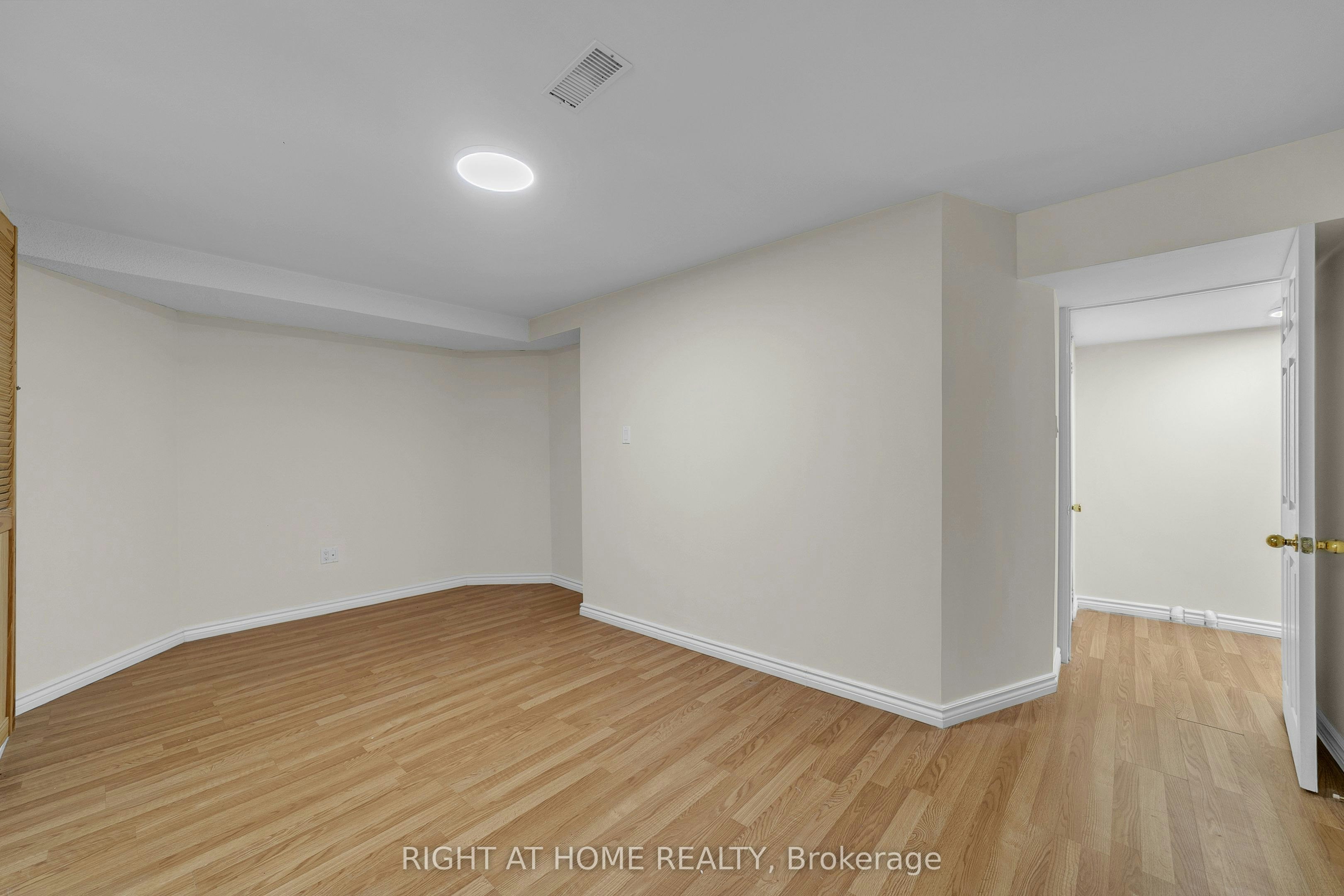 47 Medoc ( Basement) Place, Vaughan, ON, L4J 8Y9 - 22