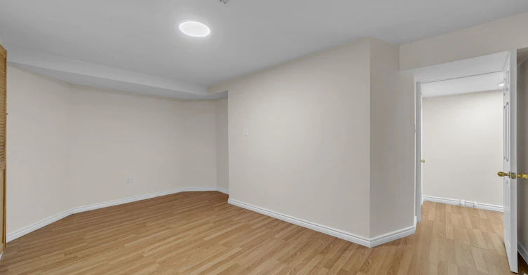 47 Medoc ( Basement) Place, Vaughan, ON, L4J 8Y9 - 22