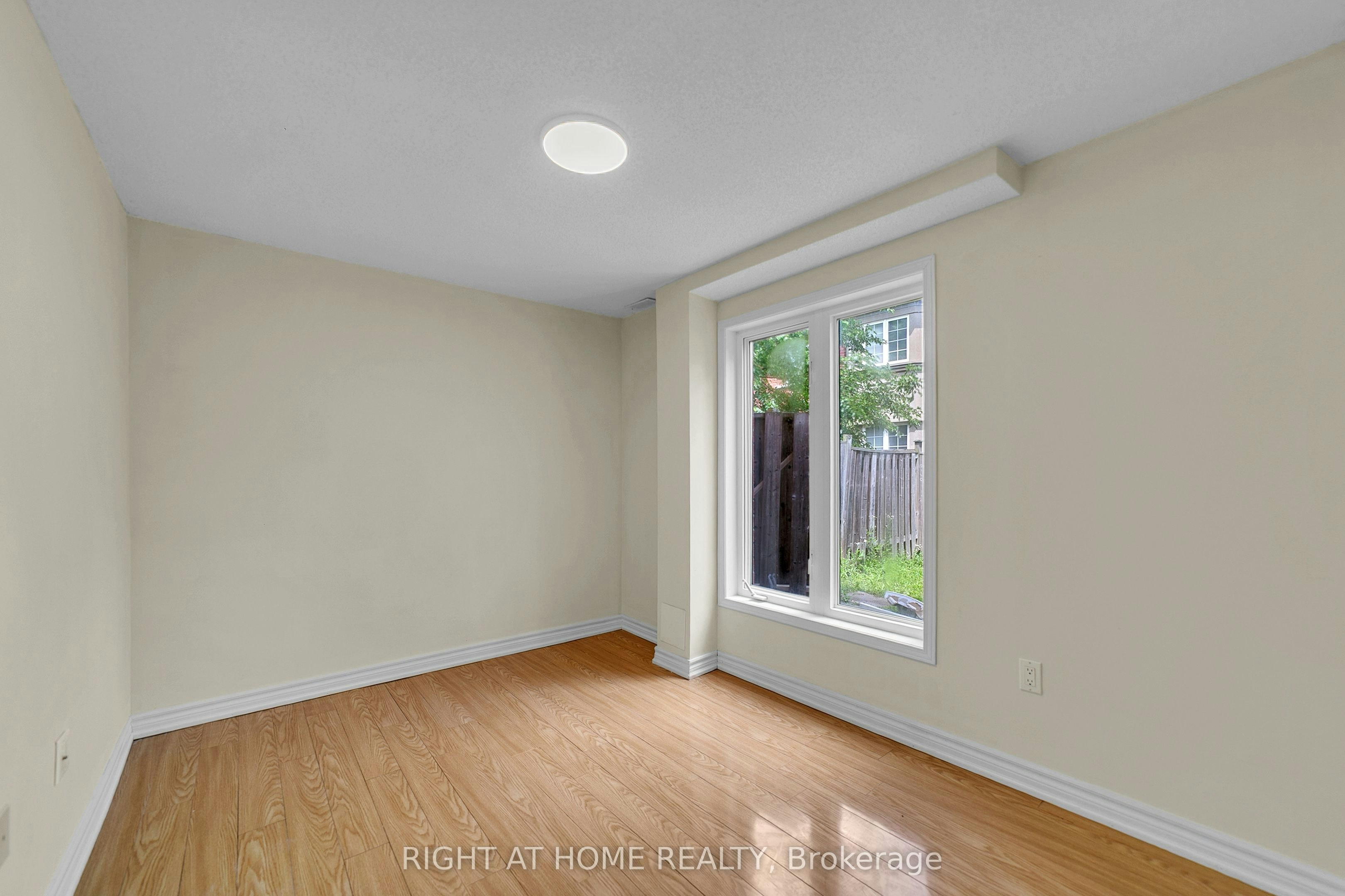 47 Medoc ( Basement) Place, Vaughan, ON, L4J 8Y9 - 14