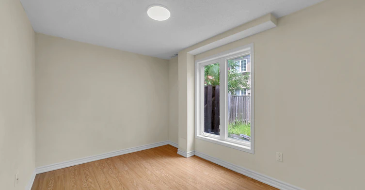 47 Medoc ( Basement) Place, Vaughan, ON, L4J 8Y9 - 14