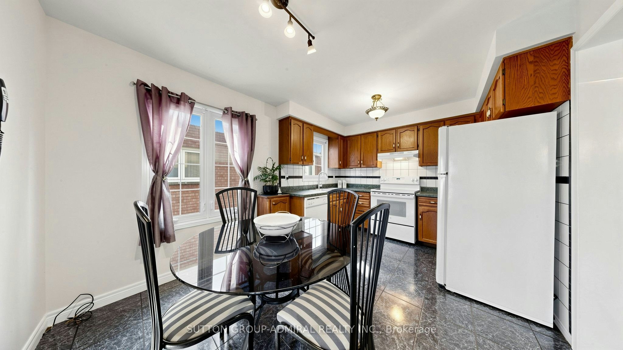 18 Richbell Street, Vaughan, ON, L4J 5W4 - 13