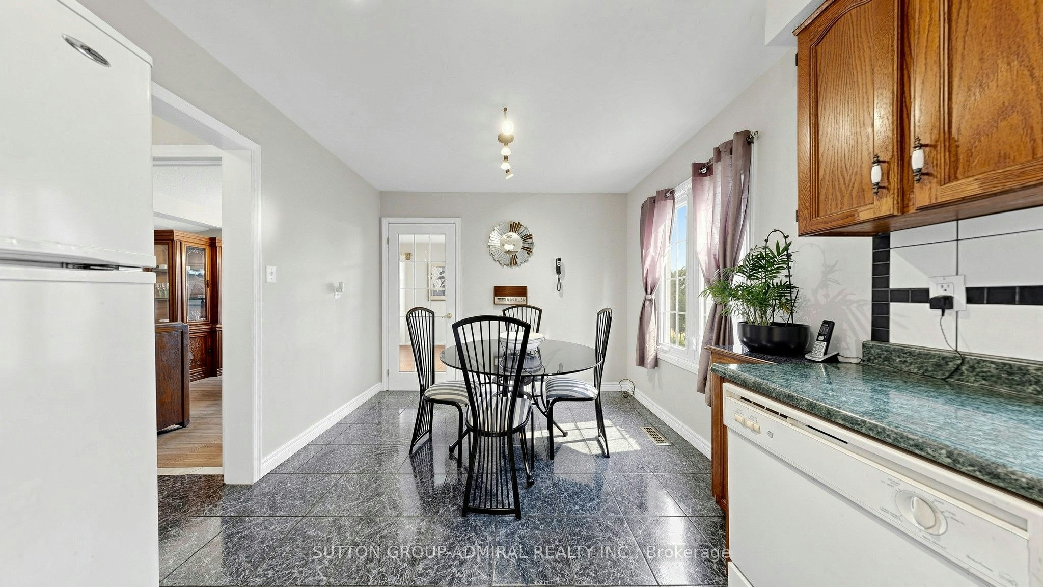 18 Richbell Street, Vaughan, ON, L4J 5W4 - 12