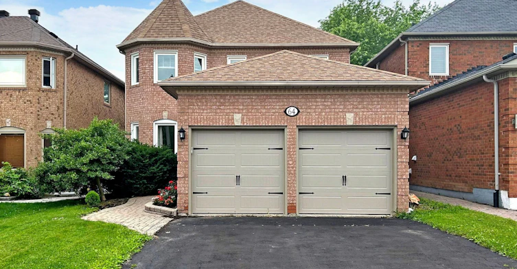 64 Larratt Lane, Richmond Hill, ON, L4C 0E7 - 2