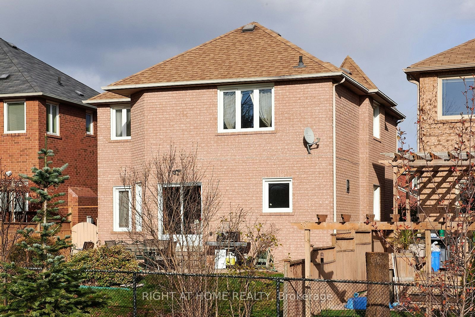 64 Larratt Lane, Richmond Hill, ON, L4C 0E7 - 15