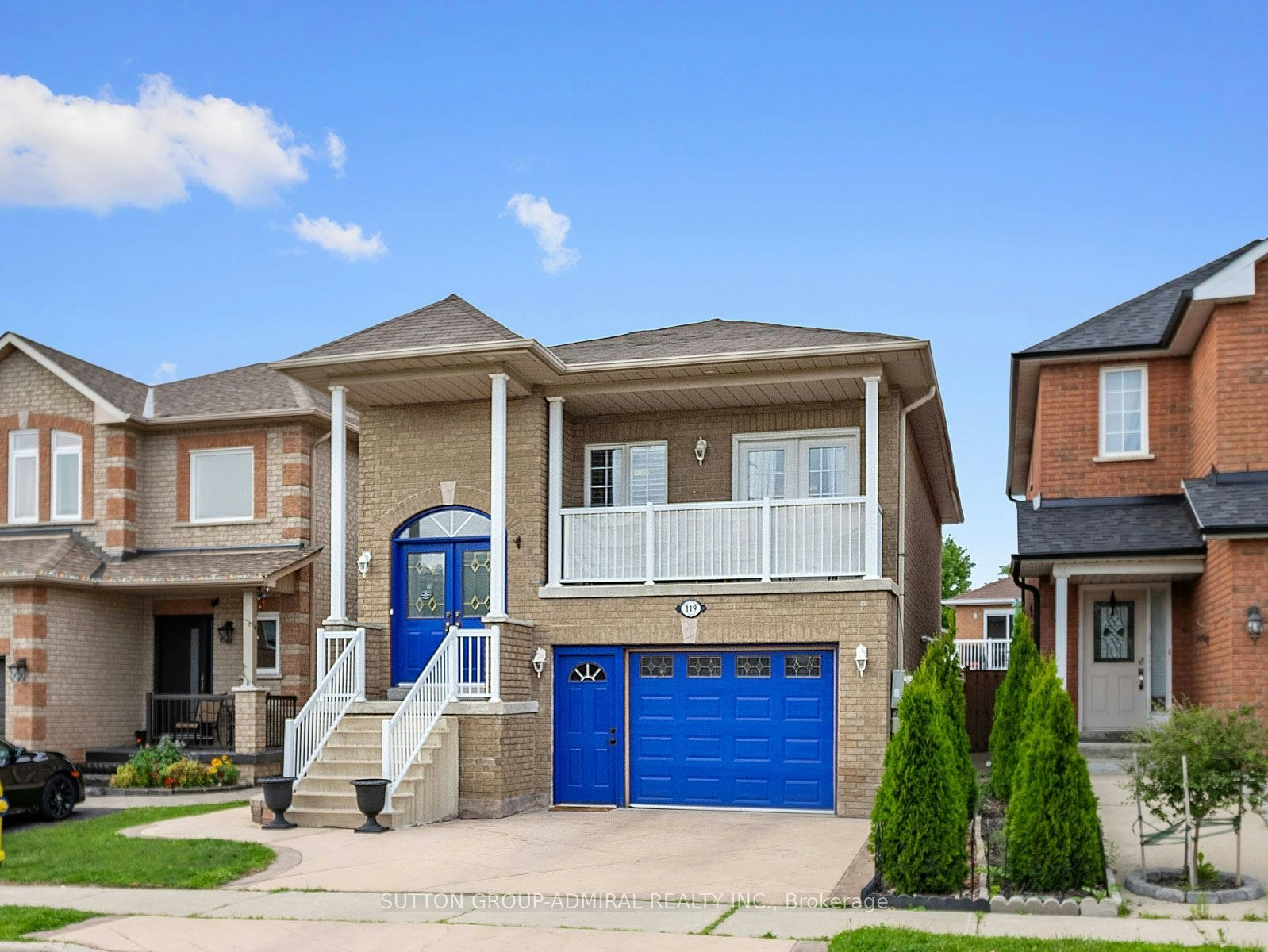 119 Blackthorn Drive, Vaughan, ON, L6A 3N2