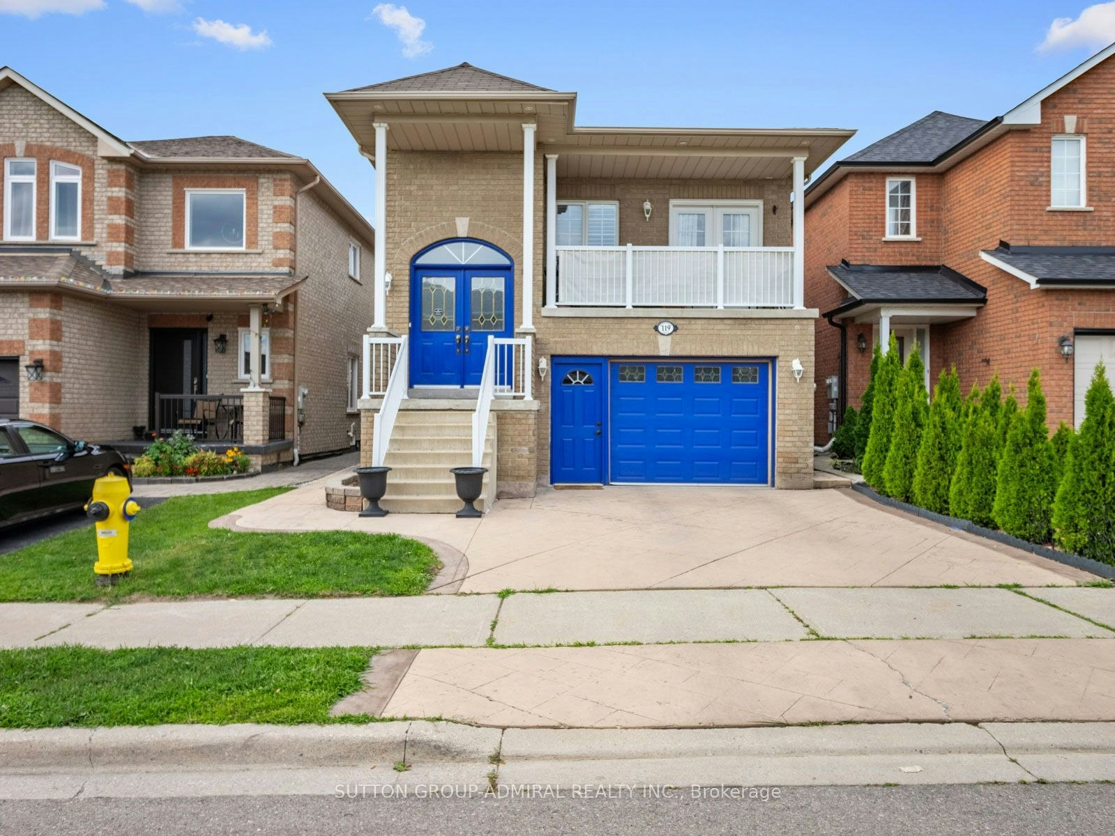 119 Blackthorn Drive, Vaughan, ON, L6A 3N2
