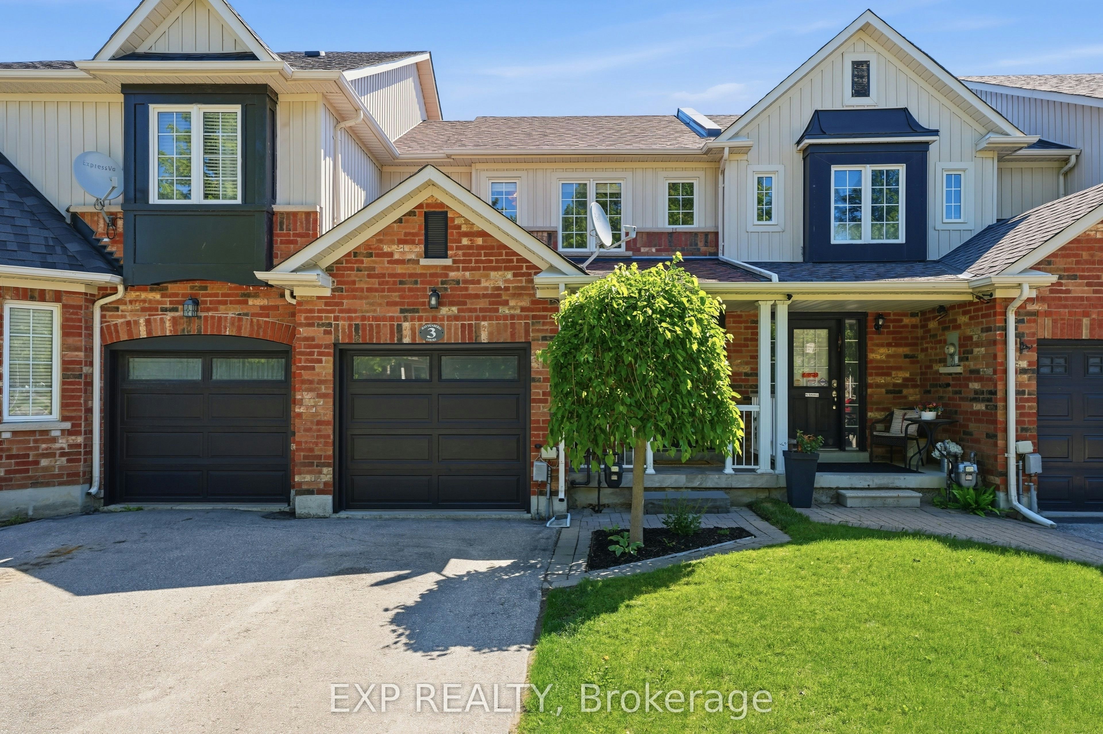 3 Battenberg Court, East Gwillimbury, ON, L0G 1M0