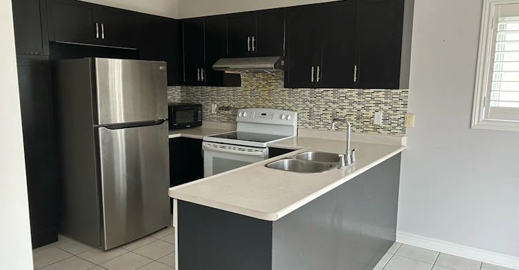 7 Zippora Drive, Richmond Hill, ON, L4S 2M6 - 4