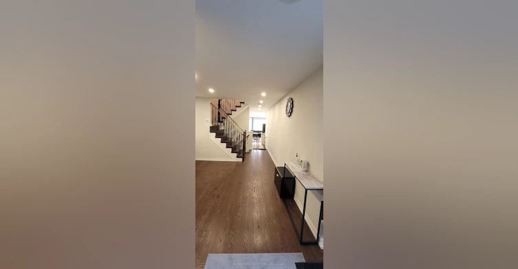 20 Winisk Street, Richmond Hill, ON, L4E 0L5 - 9
