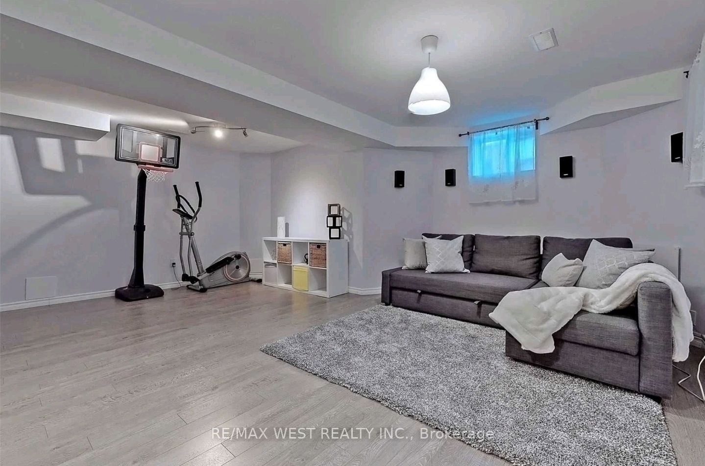 20 Winisk Street, Richmond Hill, ON, L4E 0L5 - 20