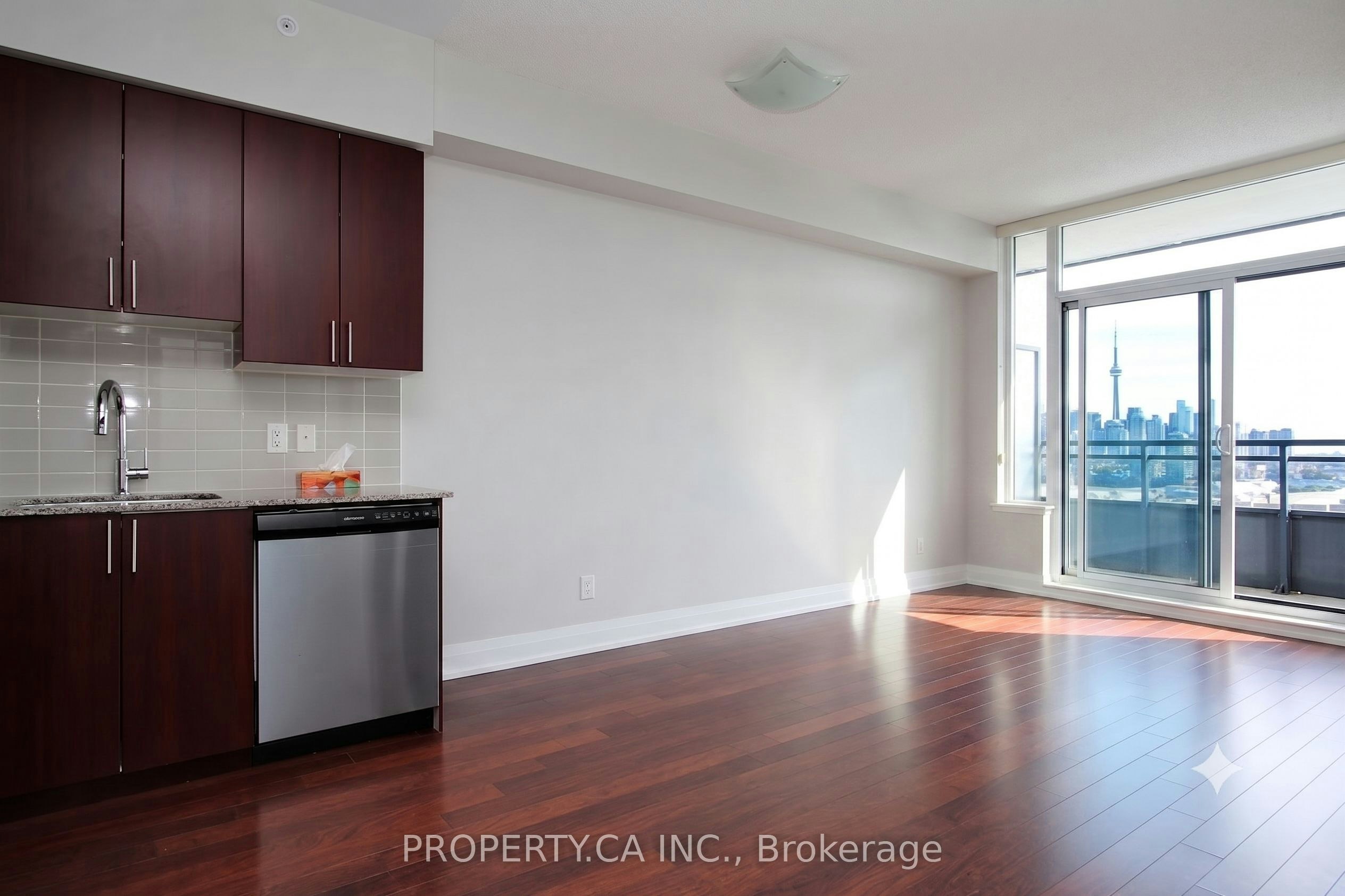 807-85 North Park Road, Vaughan, ON, L4J 0H8 - 7
