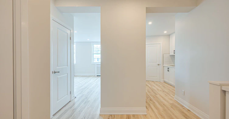 2-7725 Yonge Street, Markham, ON, L3T 2C4 - 4