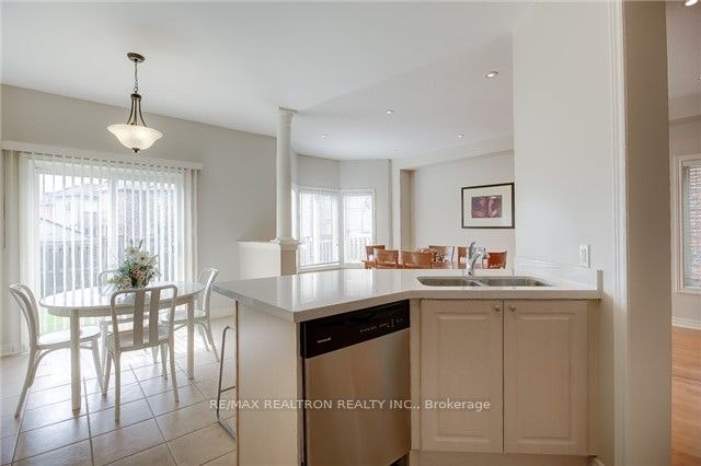 15 Dragonfly Avenue, Richmond Hill, ON, L4S 2V2 - 8