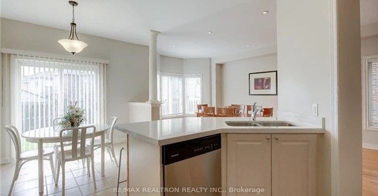 15 Dragonfly Avenue, Richmond Hill, ON, L4S 2V2 - 8