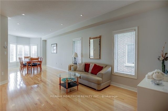15 Dragonfly Avenue, Richmond Hill, ON, L4S 2V2 - 4