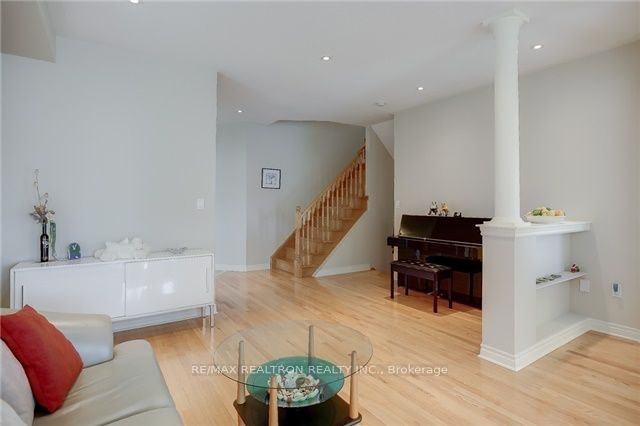 15 Dragonfly Avenue, Richmond Hill, ON, L4S 2V2 - 5