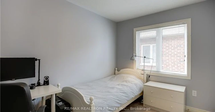 15 Dragonfly Avenue, Richmond Hill, ON, L4S 2V2 - 15