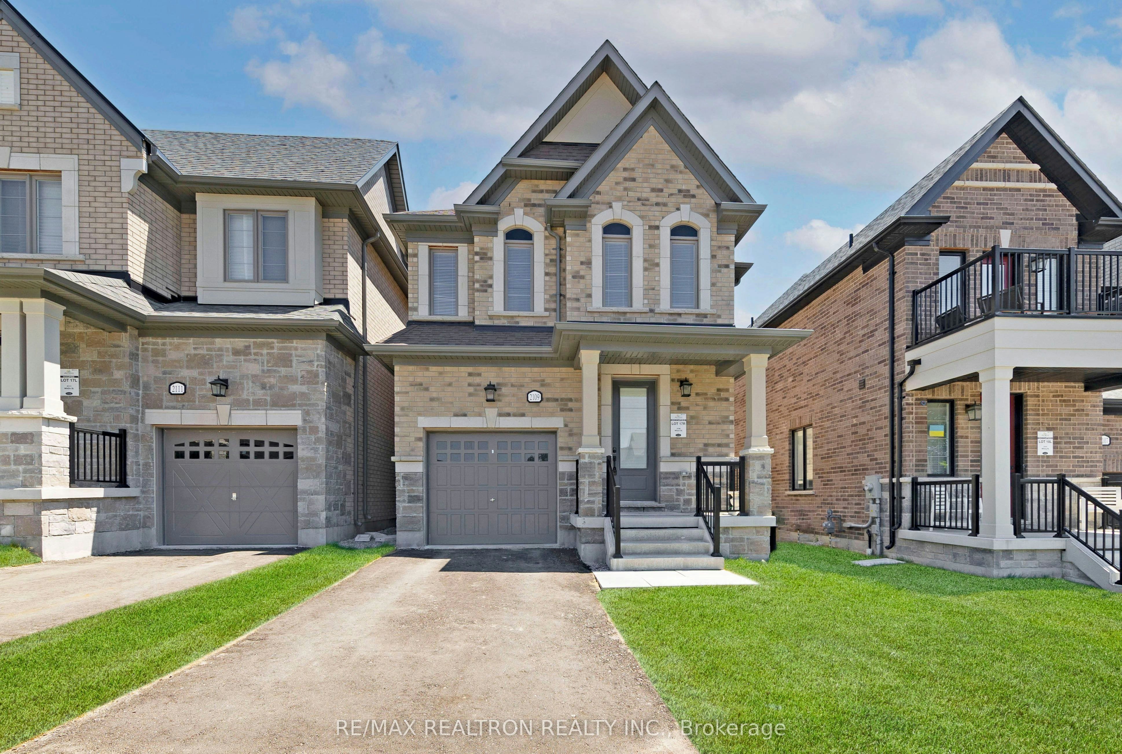 2109 Wilson Street, Innisfil, ON, L9S 0N8