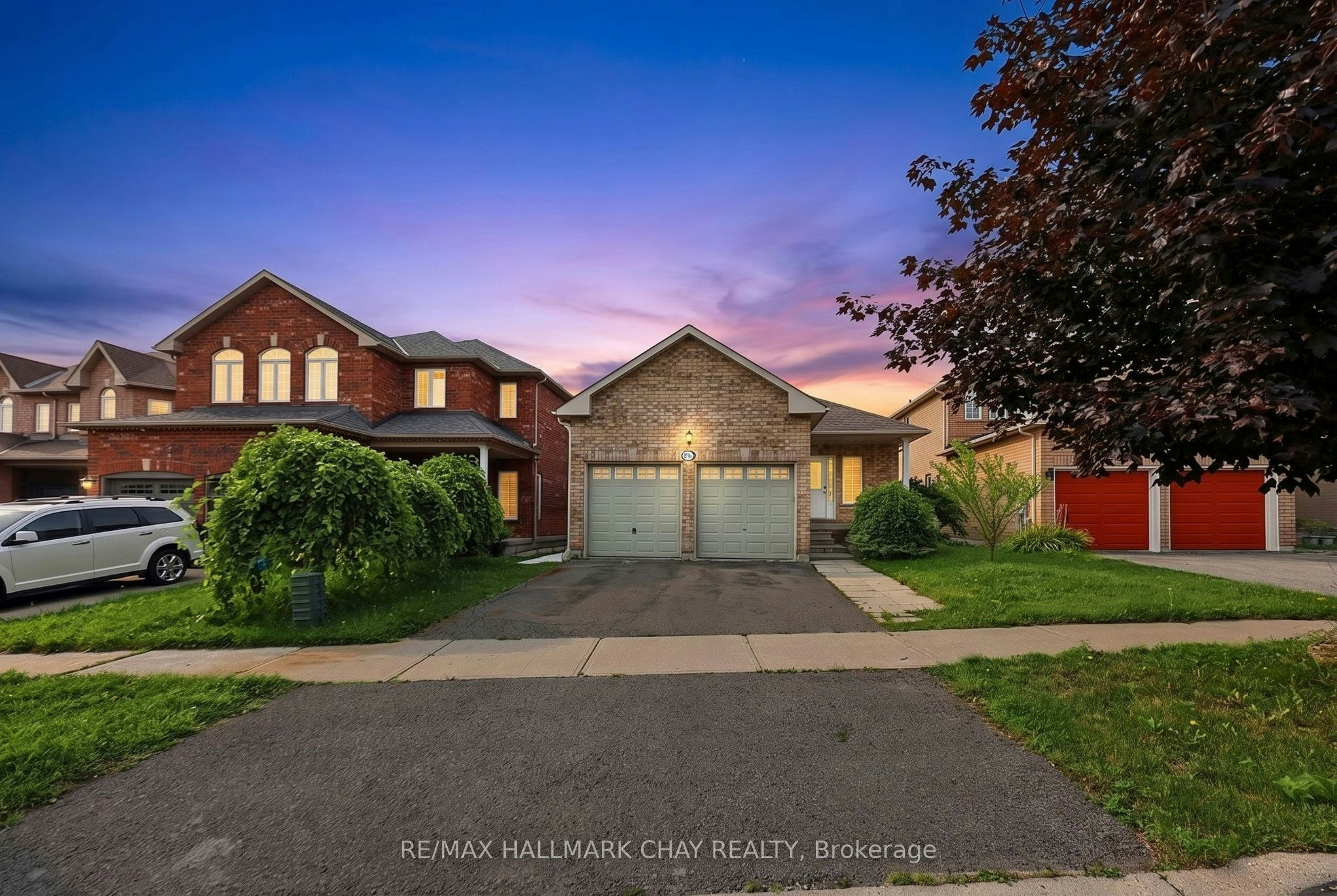 #MAIN-2040 Celeste Street, Innisfil, ON, L9S 4Z2