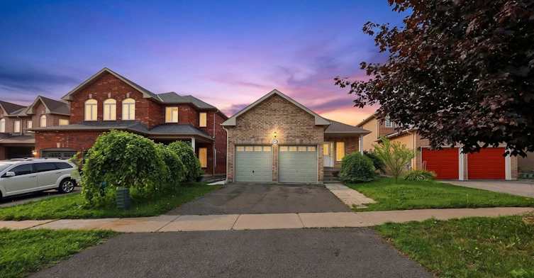 #MAIN-2040 Celeste Street, Innisfil, ON, L9S 4Z2