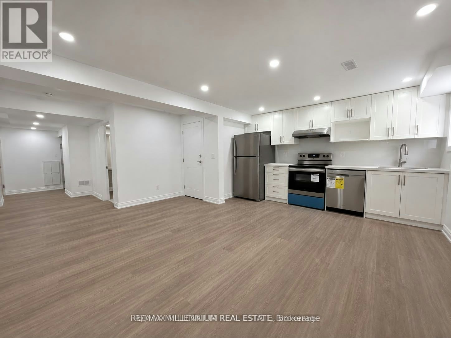 Lower Level-253 East's Corners (Basement) Boulevard, Vaughan, ON, L4H 4L7