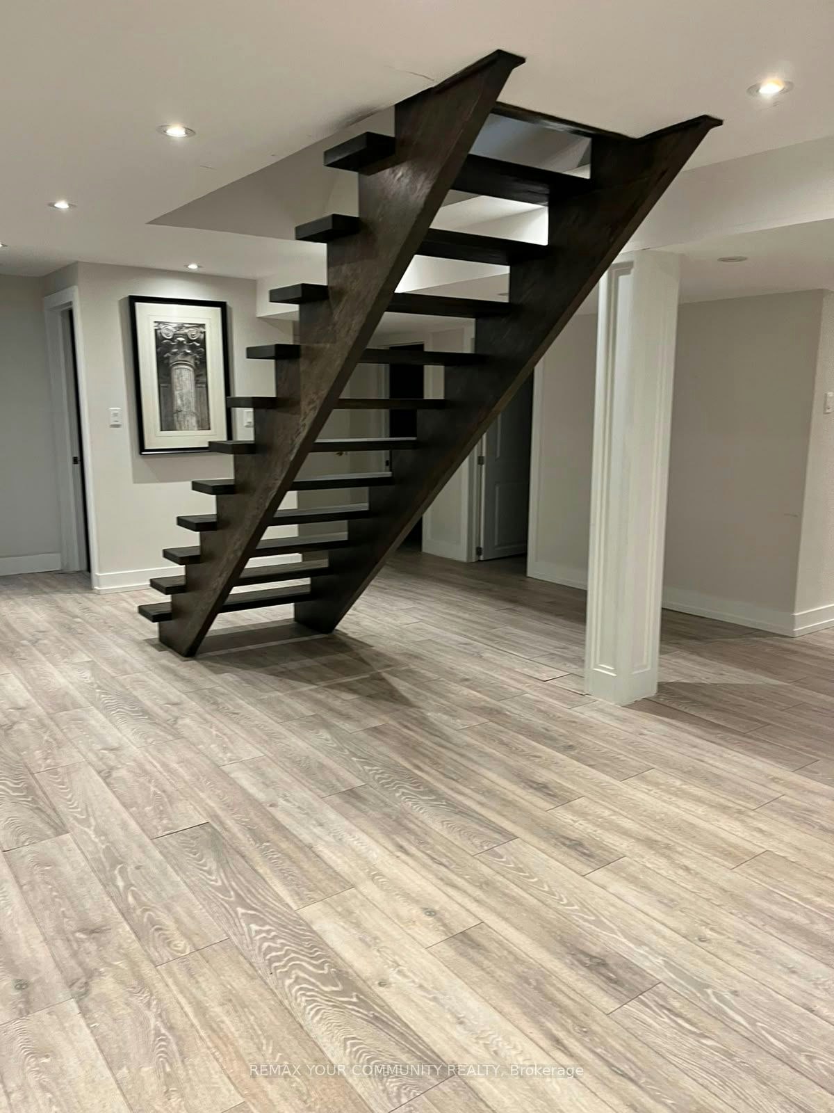 315 Millard Avenue, Newmarket, ON, L3Y 1Z3 - 7