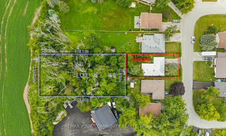 566 Highland Crescent