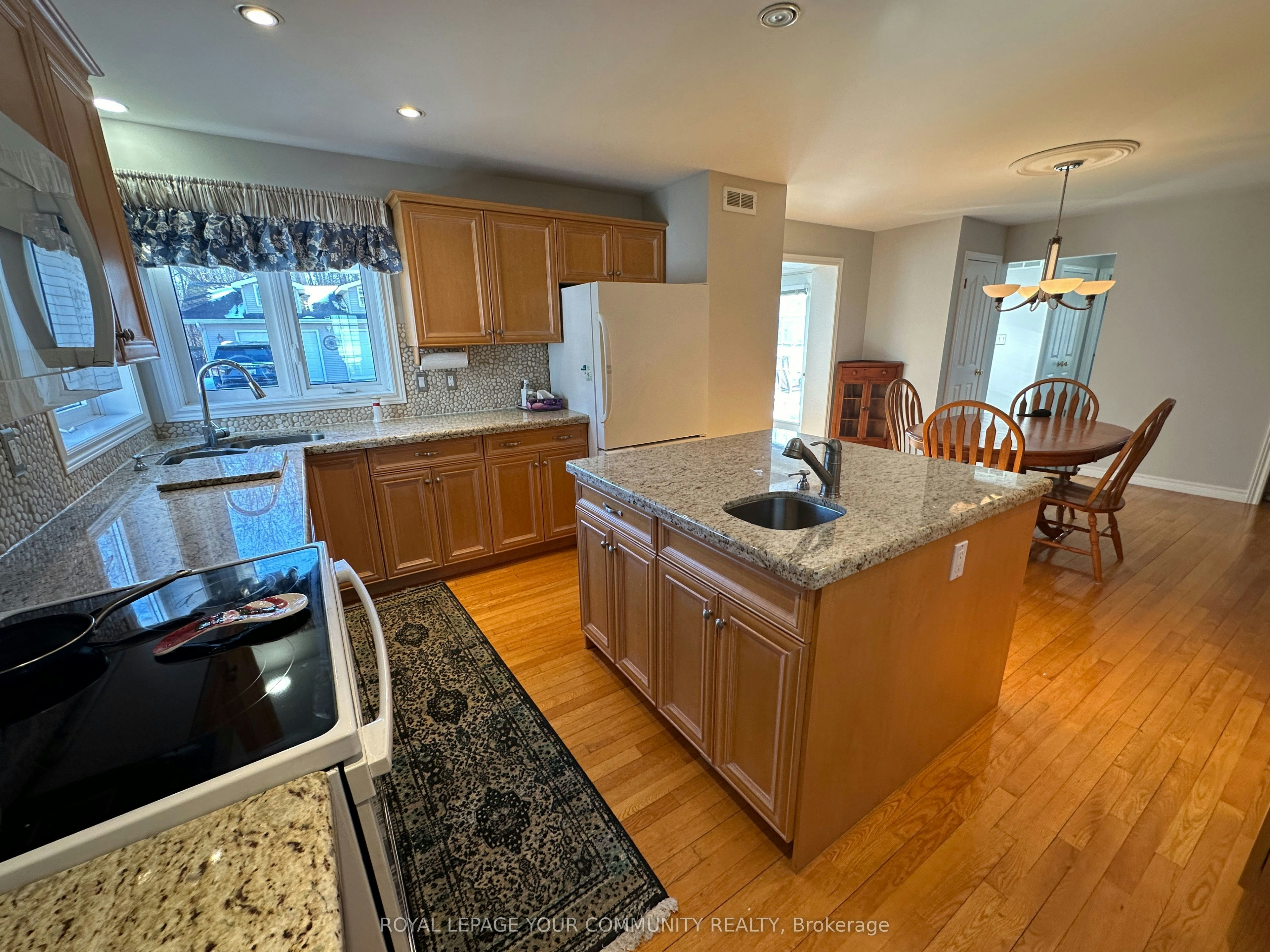203 Lake Drive E, Georgina, ON, L4P 3E9 - 8