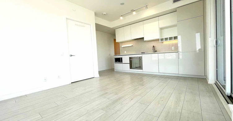 4612-950 Portage Parkway, Vaughan, ON, L4K 0J7 - 11