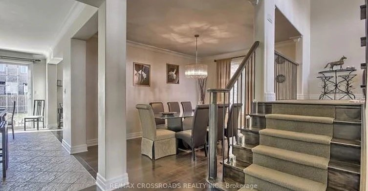 46 Hopper Lane, Newmarket, ON, L3X 3J6 - 2