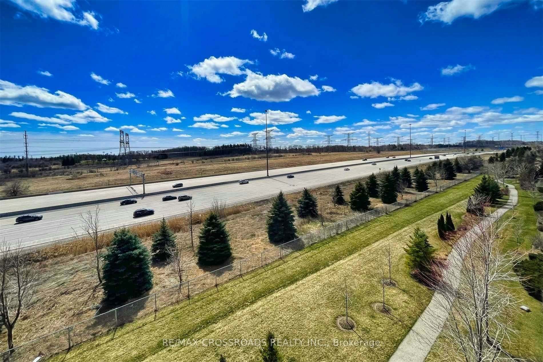 906-325 South Park Road, Markham, ON, L3T 0B8 - 13