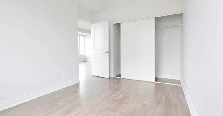 906-325 South Park Road, Markham, ON, L3T 0B8 - 10